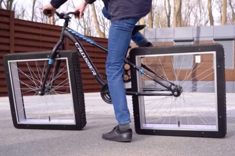 Bicicleta com rodas quadradas